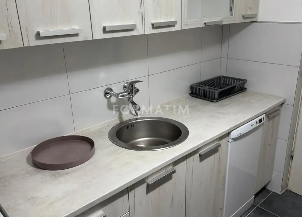 Izdavanje, dvosoban stan, 55m², Novi Beograd Blok 63, Novi Beograd Sve Podlokacije