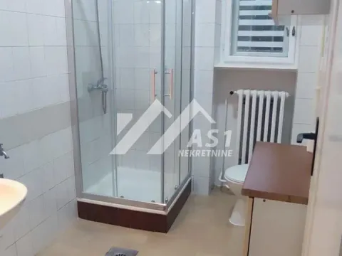 Izdavanje, trosoban stan, 72m², Bulevar Evrope, Novi Sad Sve Podlokacije - image 10