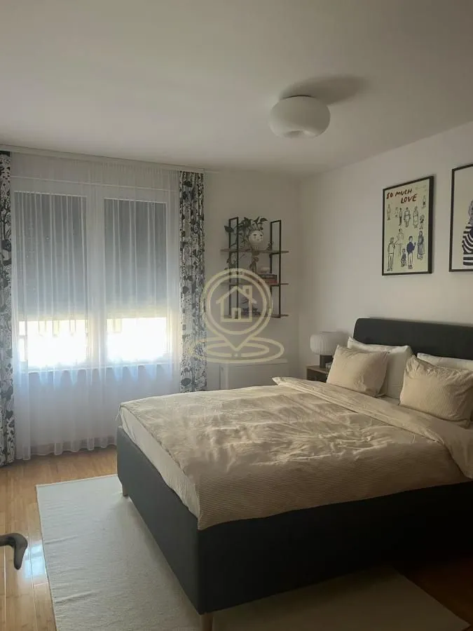 Prodaja, trosoban stan, 62m², Pantelej, Niš