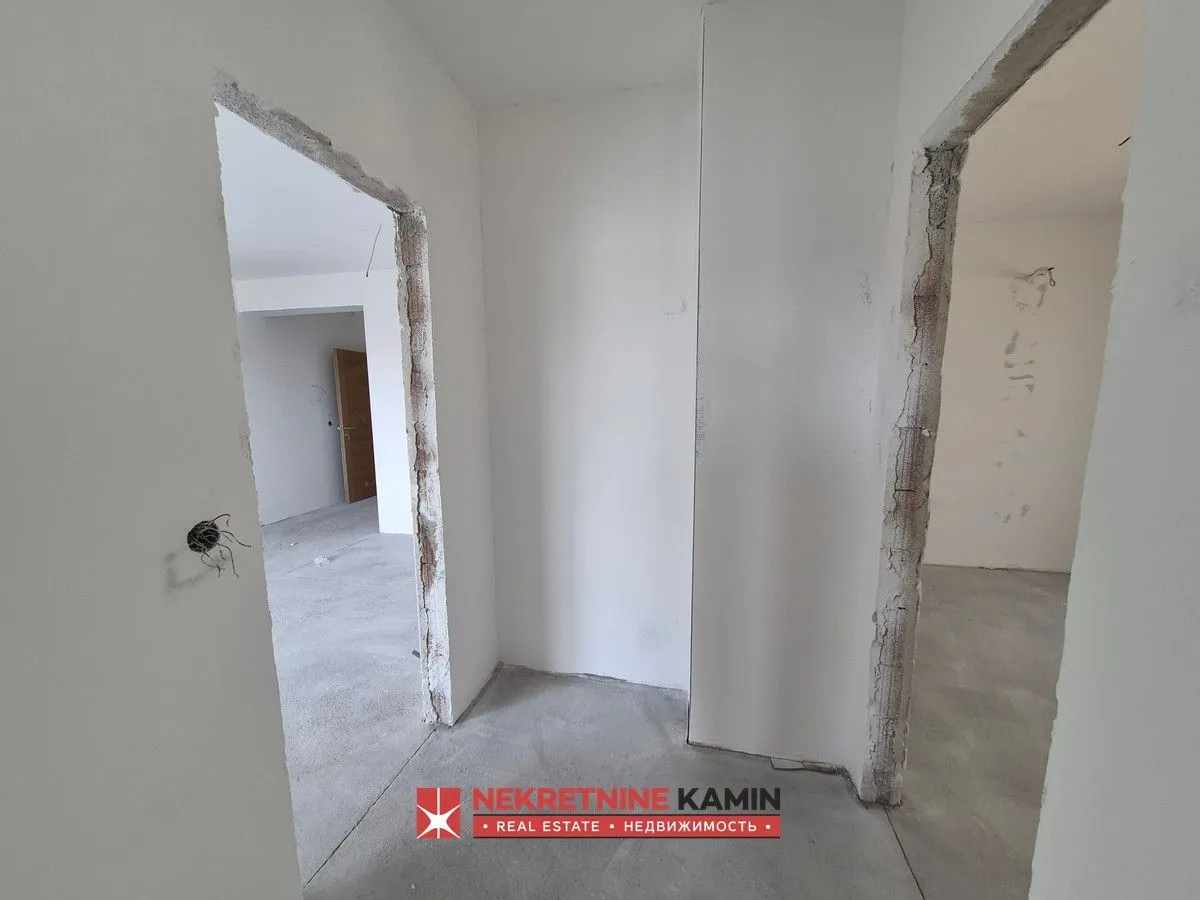 Prodaja, dvosoban stan, 77m², Podkošljun, Budva