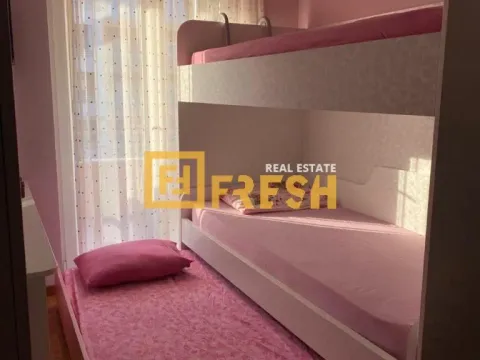 Rent, two bedroom apartment, 75m², City Kvart, Podgorica - image 4