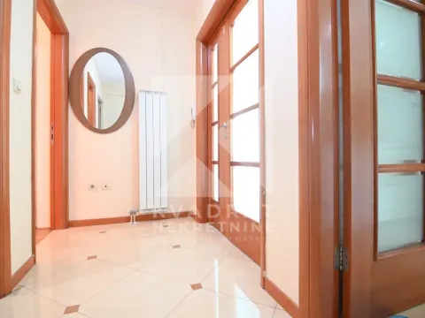 Izdavanje, dvosoban stan, 85m², Preko Morače, Podgorica - image 12