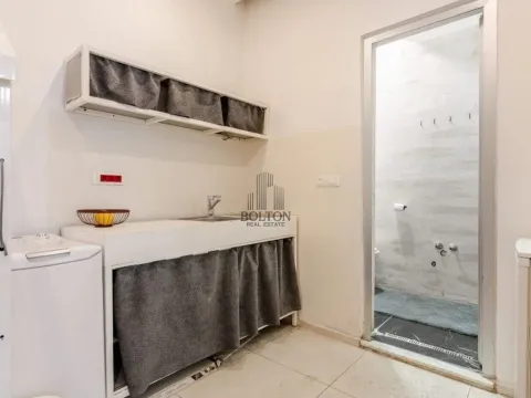 Sale, three bedroom apartment, 82m², Stari Grad, Beograd - image 5