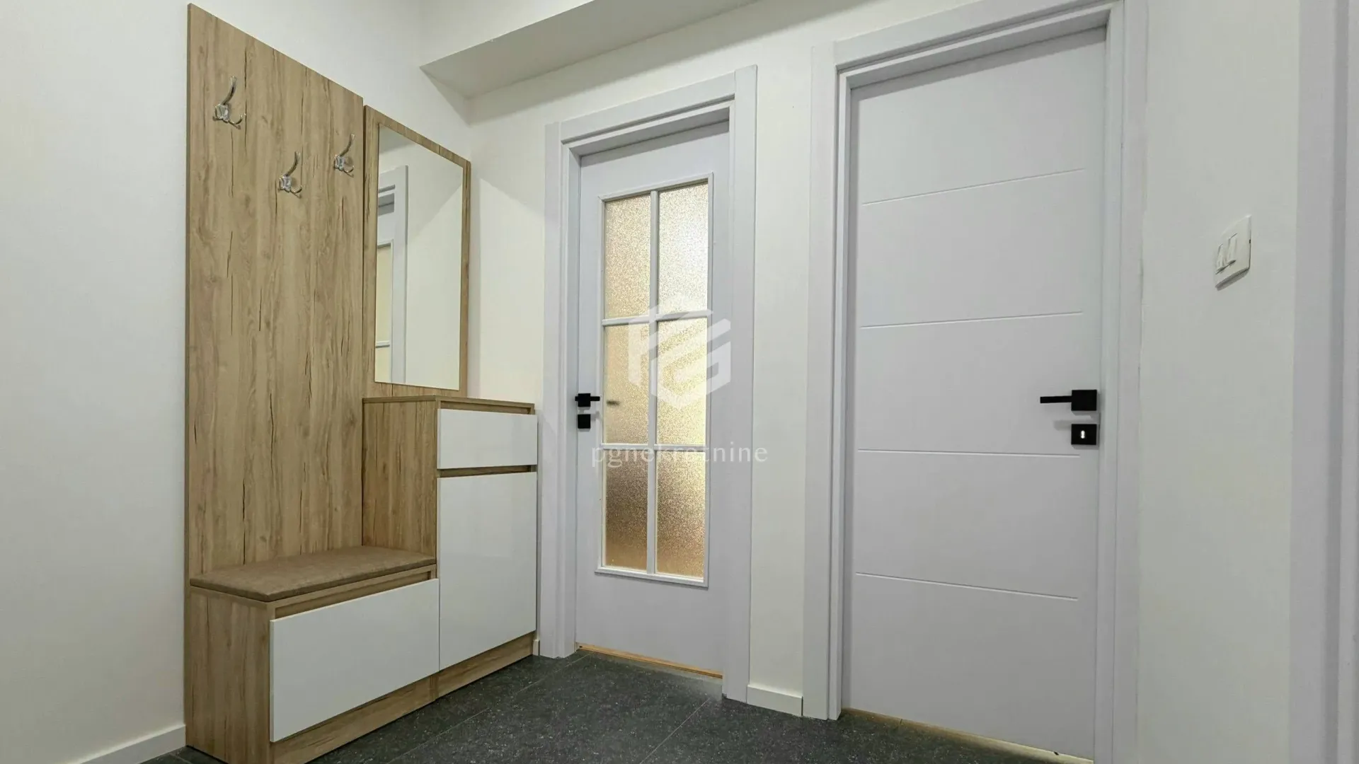 Rent, one bedroom apartment, 58m², Momišići, Podgorica