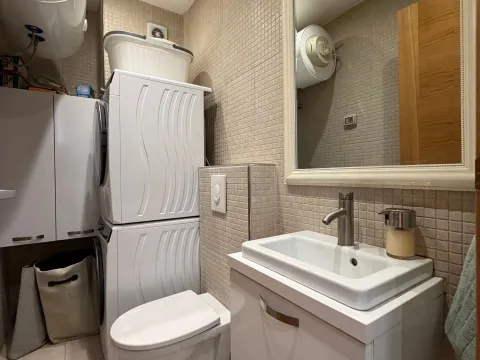 Prodaja, dvosoban stan, 64m², City Kvart, Podgorica - image 12