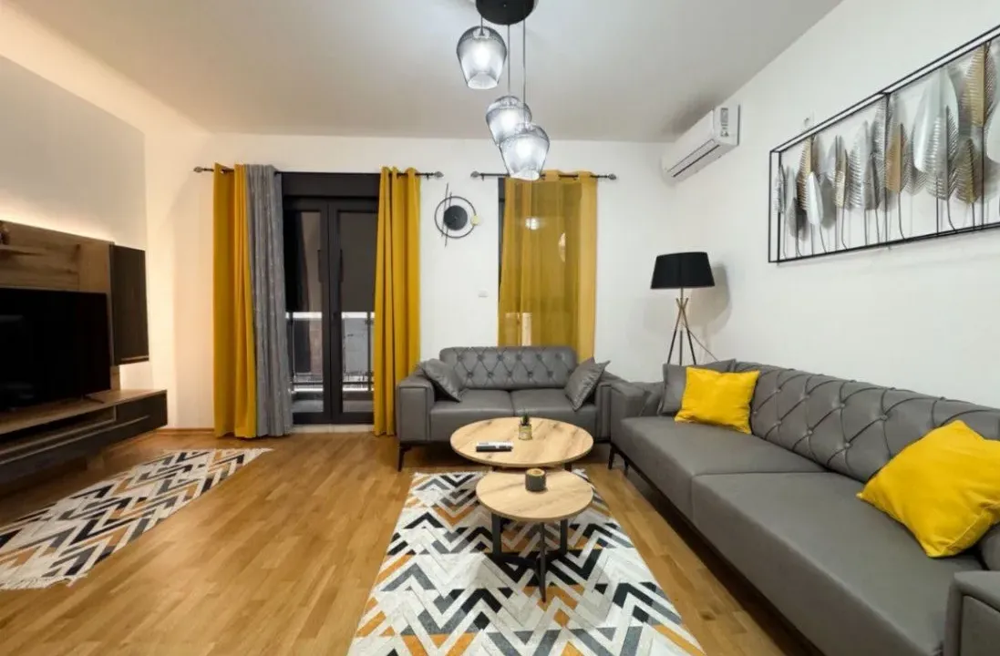 Izdavanje, jednosoban stan, 500m², Momišići, Podgorica