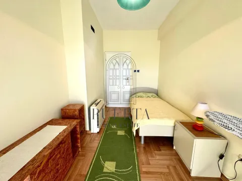 Izdavanje, dvosoban stan, 76m², Centar, Podgorica - image 15