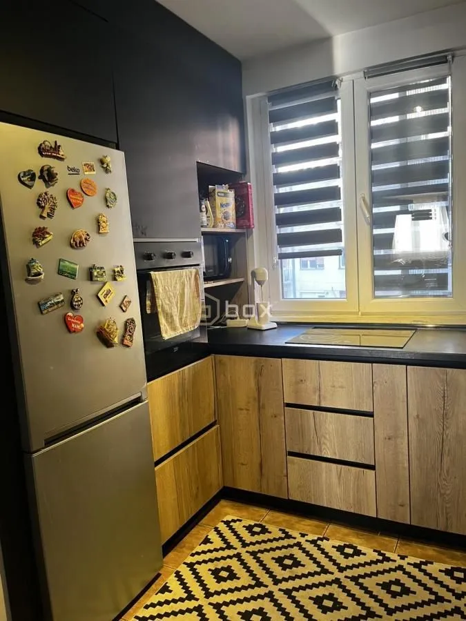 Prodaja, trosoban stan, 98m², Medijana, Niš