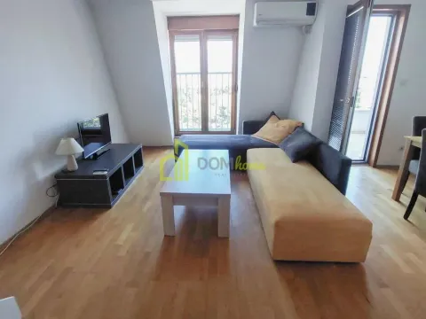 Izdavanje, jednosoban stan, 38m², Pobrežje, Podgorica - image 4