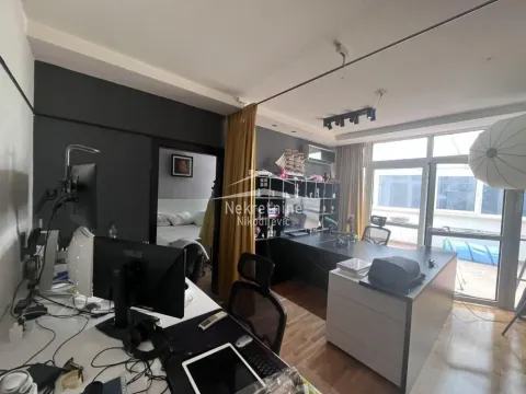 Sale, four bedroom apartment, 167m², Vračar Sve Podlokacije, Beograd - image 11