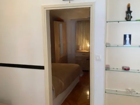 Izdavanje, dvosoban stan, 58m², Velji Vinogradi, Budva - image 6