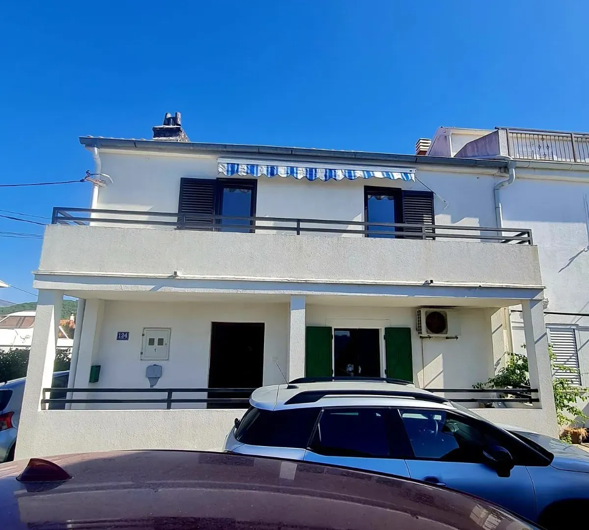 Izdavanje, kuća, 90m², Tripovići, Tivat