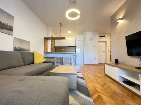 Prodaja, jednosoban stan, 43m², Preko Morače, Podgorica - image 10