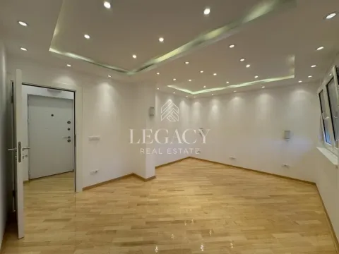 Sale, two bedroom apartment, 72m², Brace Jerković, Voždovac Sve Podlokacije - image 2