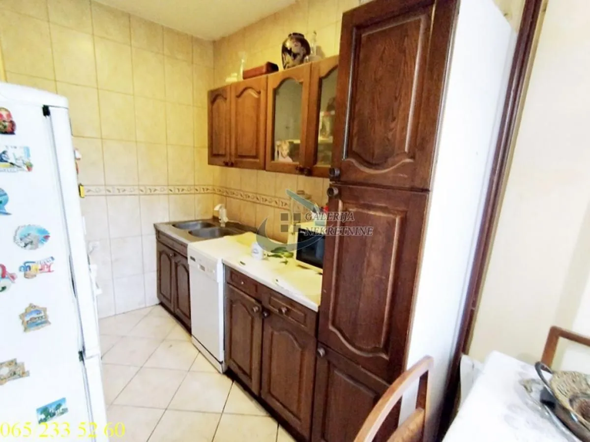 Prodaja, dvosoban stan, 64m², Labudovo Brdo, Beograd