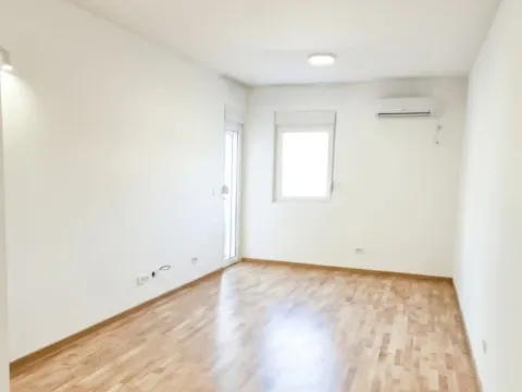 Rent, one bedroom apartment, 47m², Zagorič, Podgorica - image 1