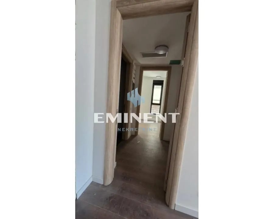 Sale, two bedroom apartment, 80m², Autokomanda, Voždovac Sve Podlokacije