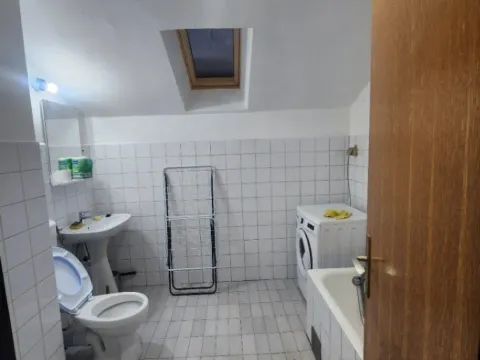 Izdavanje, jednosoban stan, 43m², Zabjelo, Podgorica - image 8