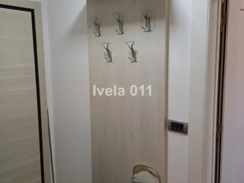 Izdavanje, dvosoban stan, 43m², Zemun Centar, Zemun Sve Podlokacije - image 6