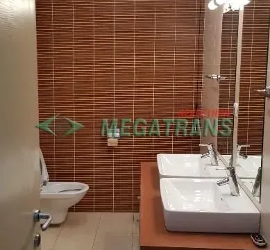 Izdavanje, trosoban stan, 148m², Savski Venac, Beograd - image 16