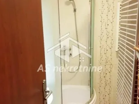 Izdavanje, dvosoban stan, 50m², Đeram Pijaca, Beograd - image 19