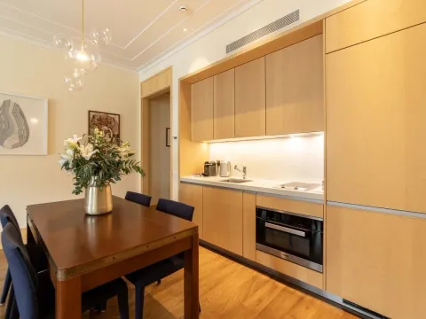 Prodaja, jednosoban stan, 81m², Tivat, Crna Gora - image 11