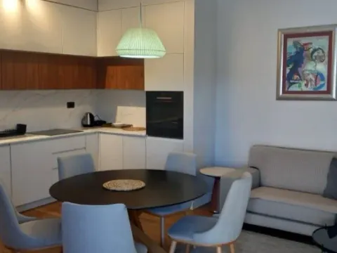 Rent, two bedroom apartment, 70m², Dumidran, Tivat - image 7