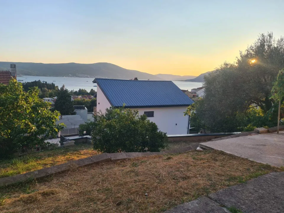 Rent, three bedroom apartment, 50m², Marići, Tivat