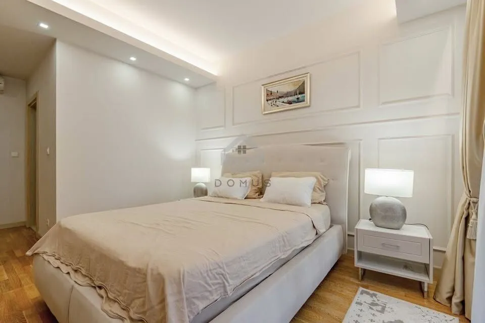 Prodaja, dvosoban stan, 90m², Budva, Crna Gora