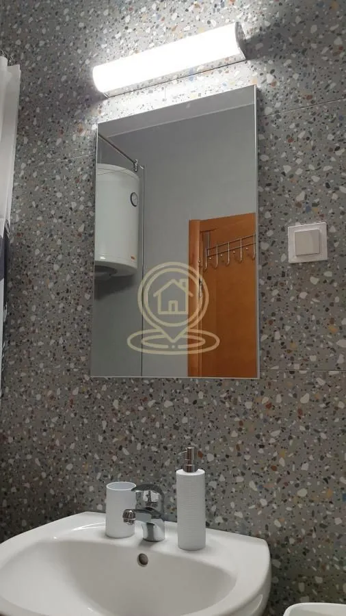 Izdavanje, jednosoban stan, 25m², Grbavica, Novi Sad Sve Podlokacije