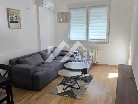 Rent, three bedroom apartment, 60m², Avijatičarsko naselje, Novi Sad Sve Podlokacije - image 1