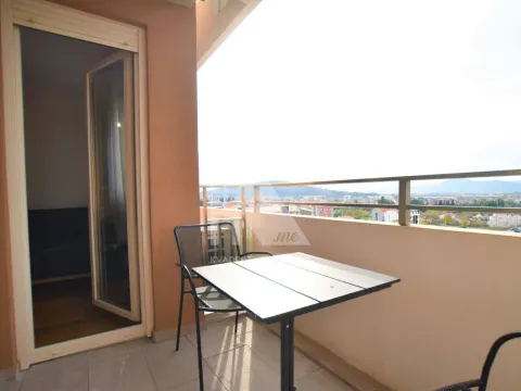 Rent, one bedroom apartment, 50m², Central Point, Podgorica - image 15