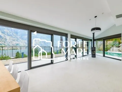 Prodaja, kuća, 479m², Prčanj, Kotor - image 2