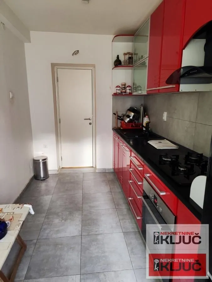 Prodaja, dvosoban stan, 51m², Detelinara, Novi Sad Sve Podlokacije