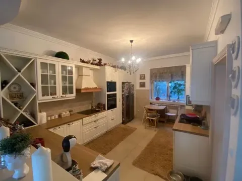 Rent, house, 720m², Vrnjačka Banja, Srbija - image 8