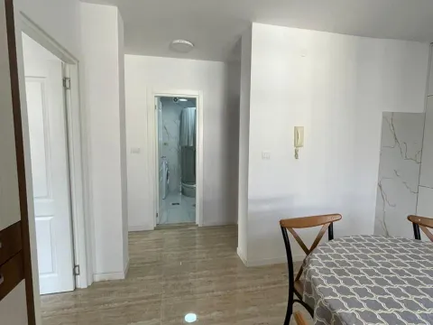Prodaja, jednosoban stan, 54m², Centar, Budva - image 4