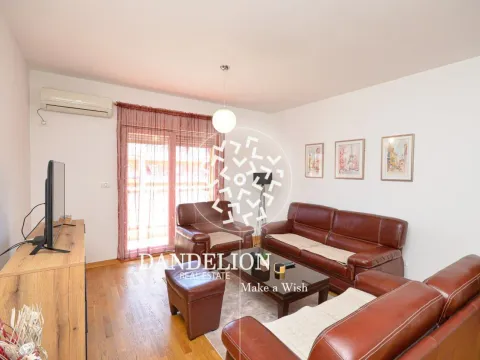 Izdavanje, jednosoban stan, 54m², City Kvart, Podgorica - image 10