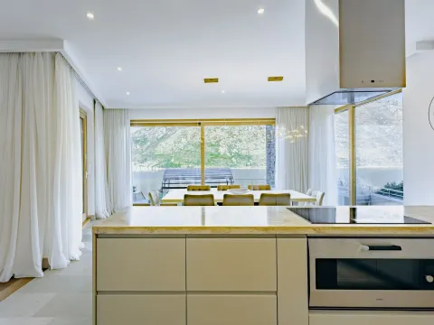 Prodaja, kuća, 359m², Stoliv, Kotor - image 8