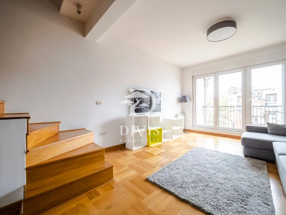 Prodaja, trosoban stan, 85m², Južni Bulevar, Vračar Sve Podlokacije