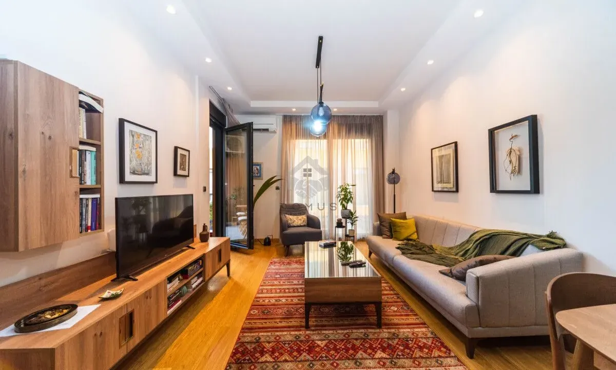 Izdavanje, jednosoban stan, 52m², Podgorica, Crna Gora