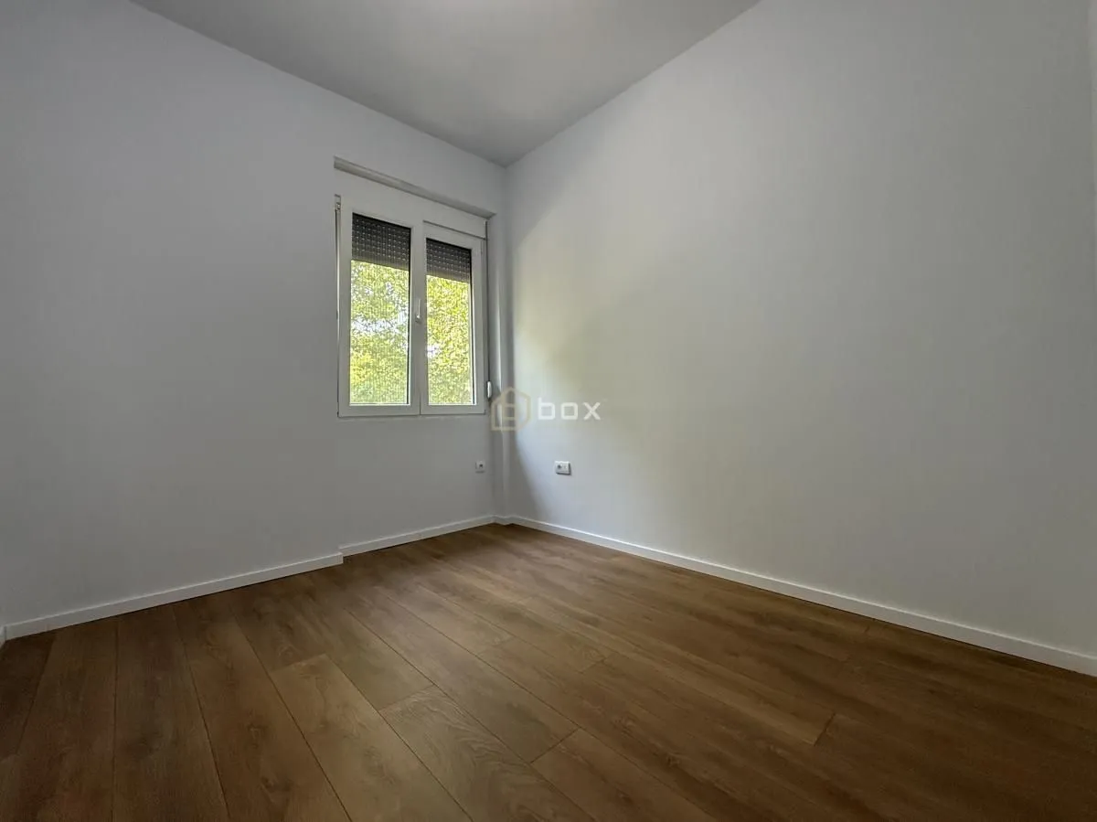 Prodaja, trosoban stan, 71m², Pantelej, Niš