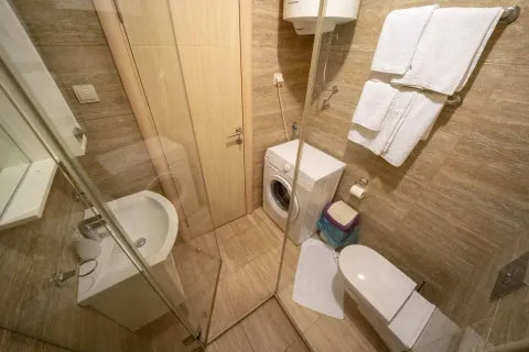 Rent, two bedroom apartment, 70m², Bečići, Budva - image 19