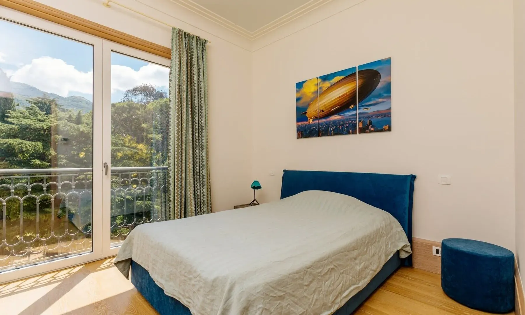 Prodaja, četvorosoban stan, 240m², Porto Montenegro, Tivat