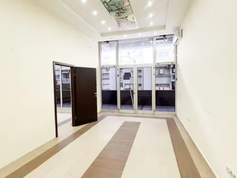 Rent, office space, 60m², Tivat, Crna Gora - image 1