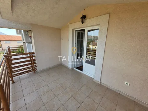 Rent, house, 300m², Gornja Gorica, Podgorica - image 3