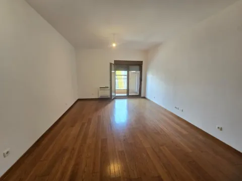 Sale, two bedroom apartment, 68m², Momišići, Podgorica - image 3