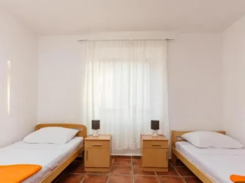 Sale, house, 64m², Orahovac, Kotor - image 3