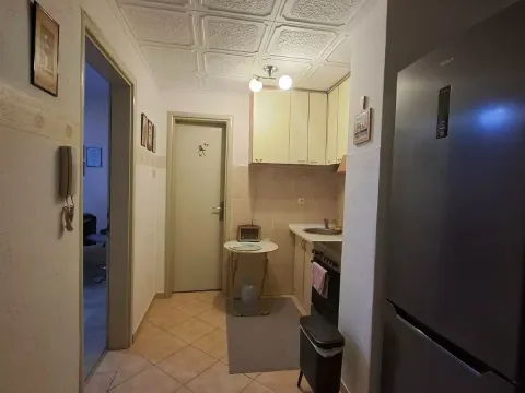 Prodaja, jednosoban stan, 38m², Krivi Most, Podgorica - image 4