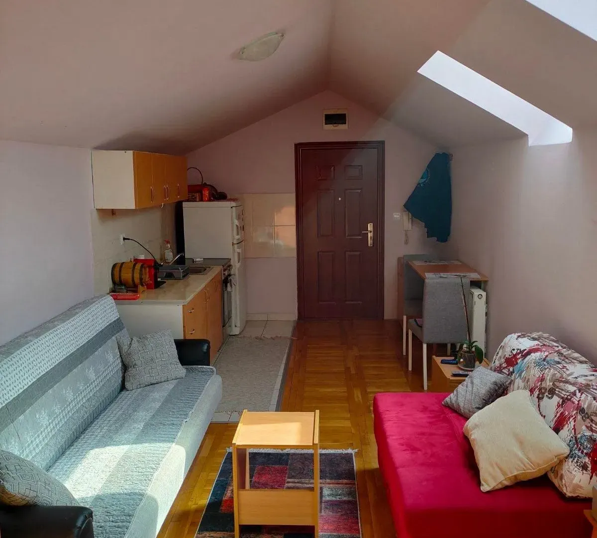 Izdavanje, garsonjera, 24m², Novi Sad Sve Podlokacije, Novi Sad