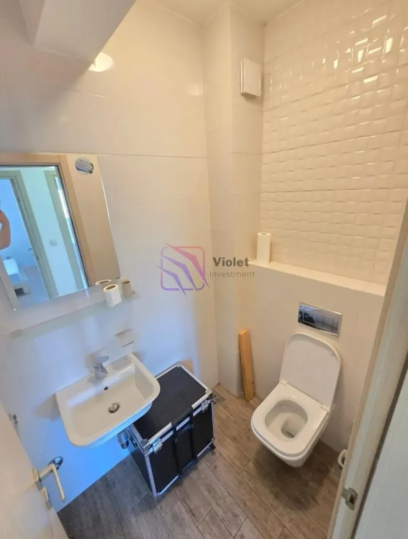 Izdavanje, dvosoban stan, 70m², City Kvart, Podgorica